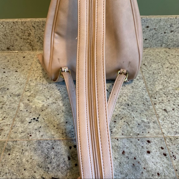 Nanette Lepore Terence Convertible Sling w/Printed Lining Blush One Size - Picture 6 of 16